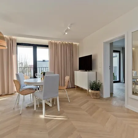 Blueapart Portowa 아파트 야스타르니아