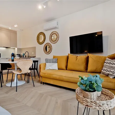 Blueapart Portowa 아파트 *