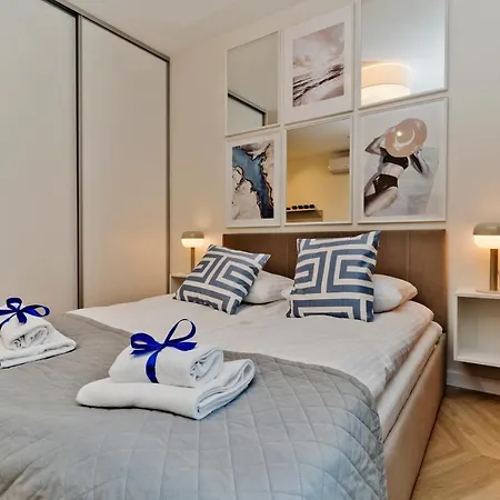 Blueapart Portowa 아파트